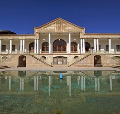 Qacar Muzeyi Təbriz, Tarixi Bir Evin İçində Tarixi Əşyaların Ziyarəti