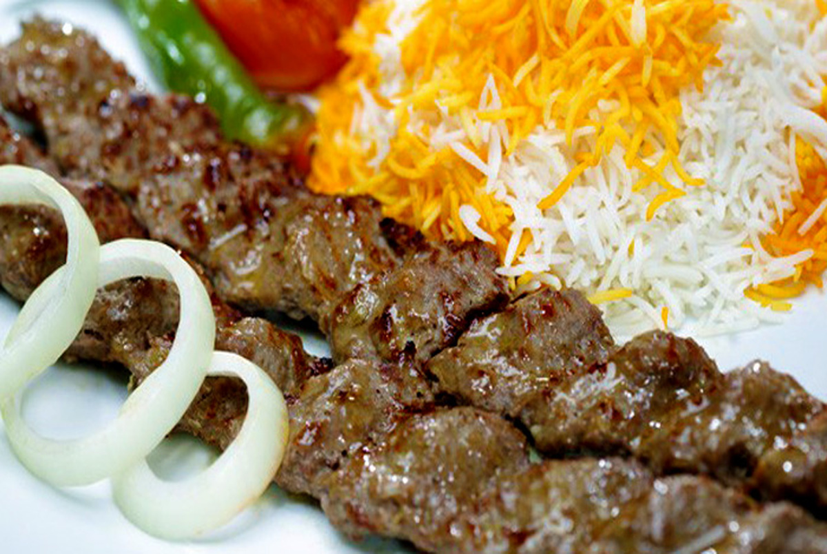 Çlu kebab kubide (plovüstü lülə kabab)