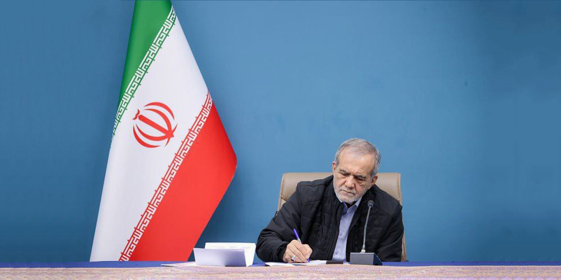 İran İslam Respublikasının prezidenti doktor Pezəkeşiyanın xaricdə yaşayan iranlılara müraciəti