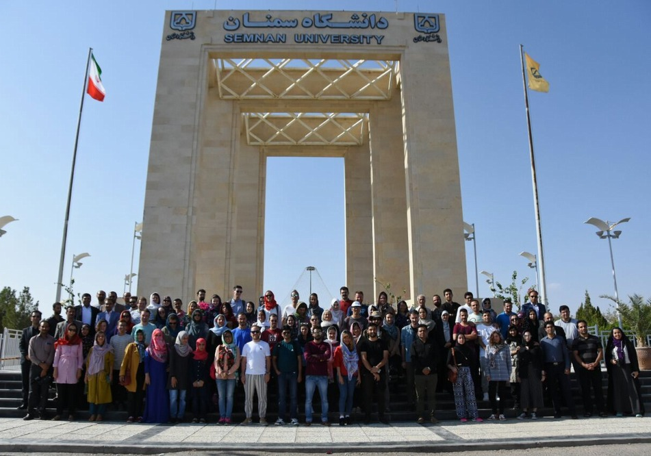 Semnan Universiteti İranın səhra əyalətinin ən qədim universitetidir