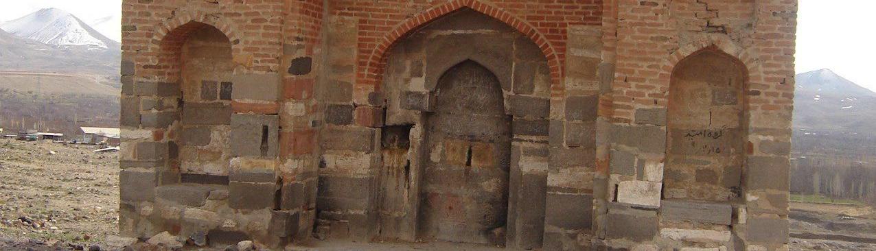 Azərşəhr Müsəllası, Yüzlərlə İl Əvvəldən Qalmış Möhkəm Bir Bina