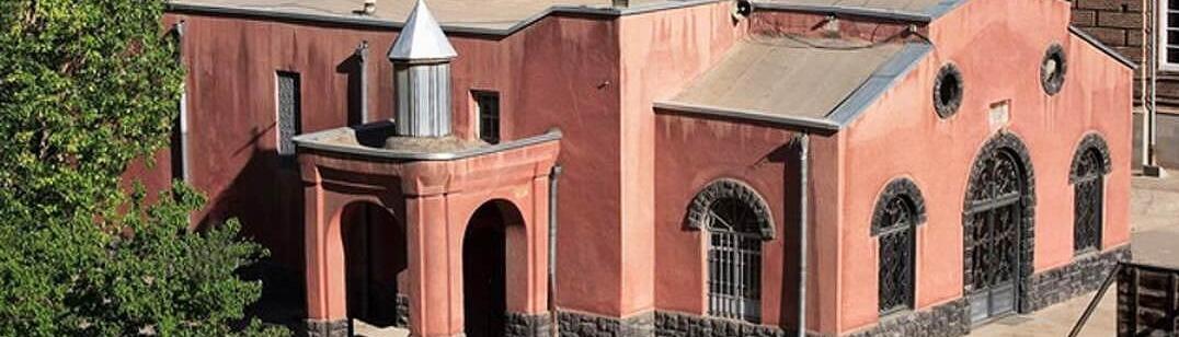 Müqəddəs Sarkis Kilsəsi və Ondakı Erməni Memarlığı Simvolları