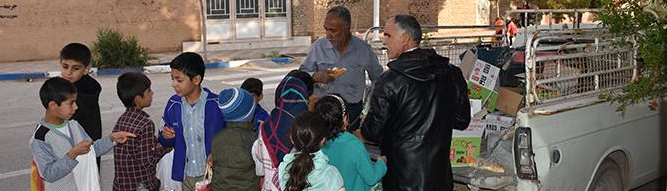 Ərdəkan bölgəsinin Əhmədabad şəhərində Şəban ayının ortası uşaqlarla gözəl dostluq ənənəsi ilə qeyd olunur!