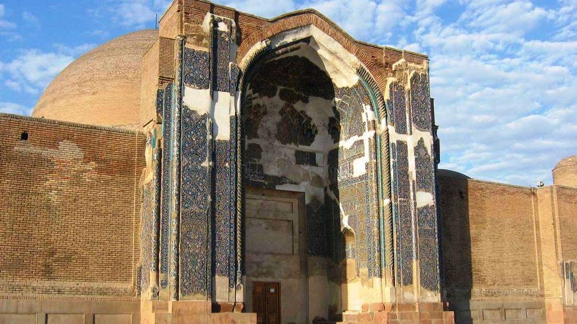 Təbriz Göy Məscidi, Ruh Yüksəkliyi Yaradan Gözəllik və Fövqəladə Əzəmət